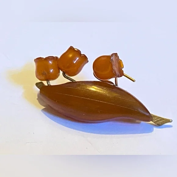 Vintage Amber Brooch USSR Lily of the Valley #9196 - Picture 1 of 13